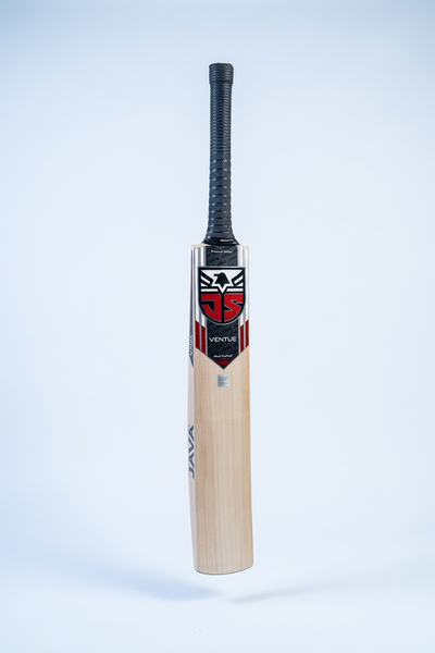 Ventue Red – Premium Willow Seasoned Cricket Bat (Grade 3)
